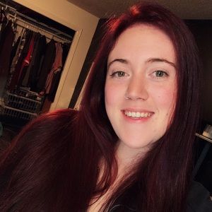 Meet your Posher, Emalee